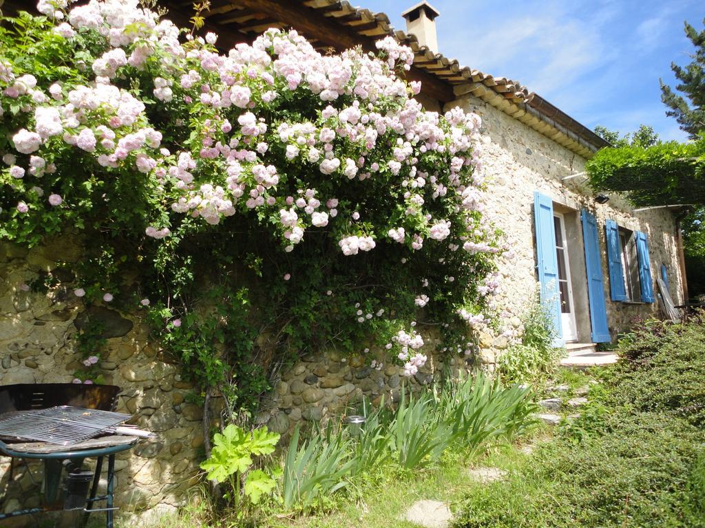 Un Gite De Charme En Haute Provence Villa Sigoyer  Room photo